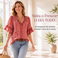 Blusa feminina vintage com estampa floral e decote V com babados
