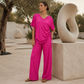 Conjunto casual feminino de blusa com decote em V e calças de perna larga