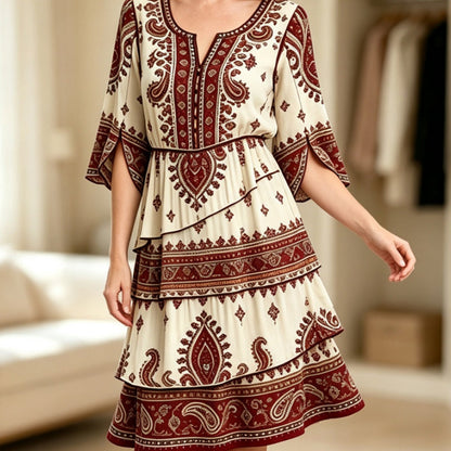 🔥 Nova Coleção 🌸 Vestido Boho Plissado Feminino com Decote em V e Folhos ✨ estilo romântico, corte fluido & conforto diário